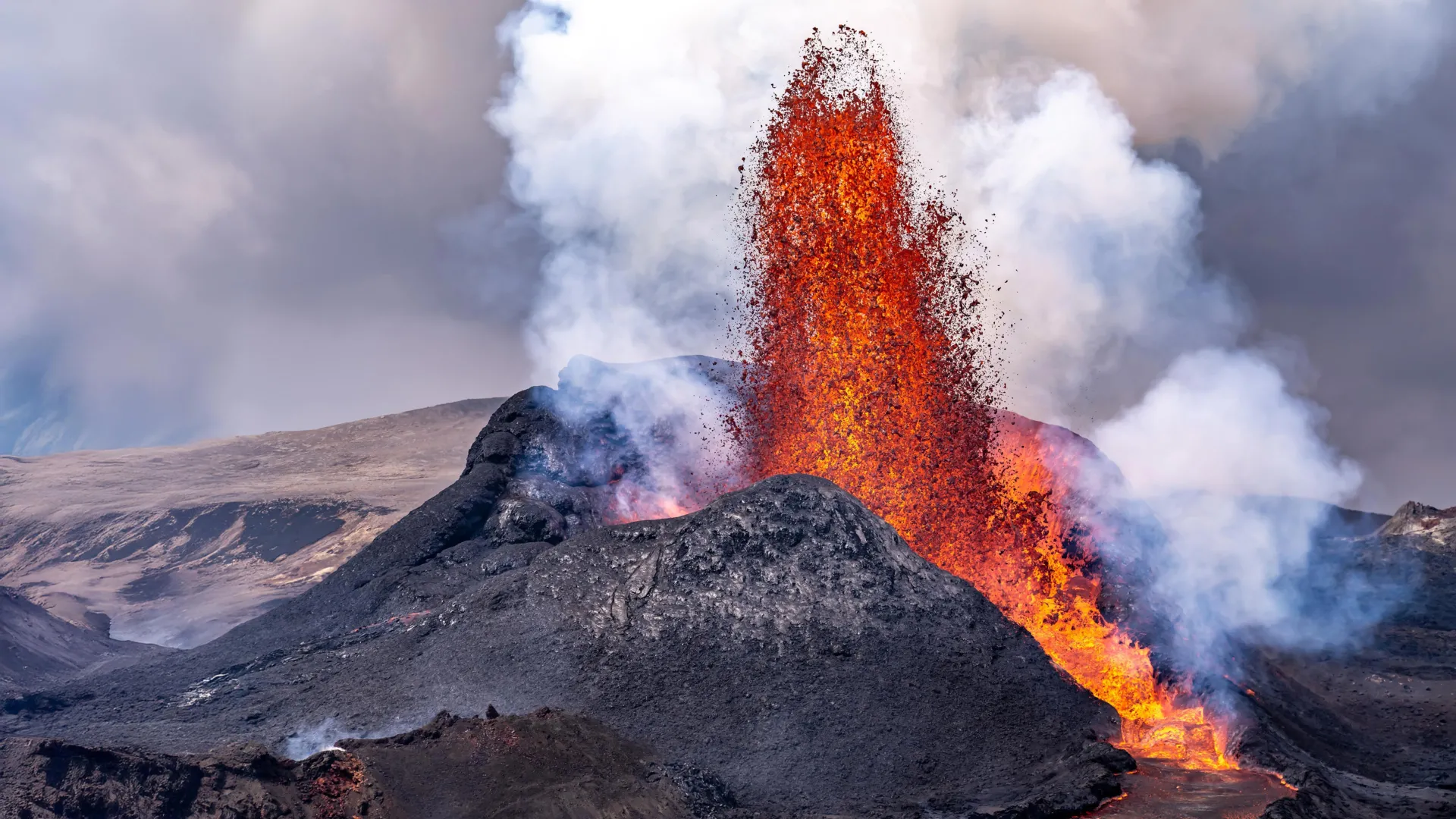 Greenland Ice Mystery Points to Volcano