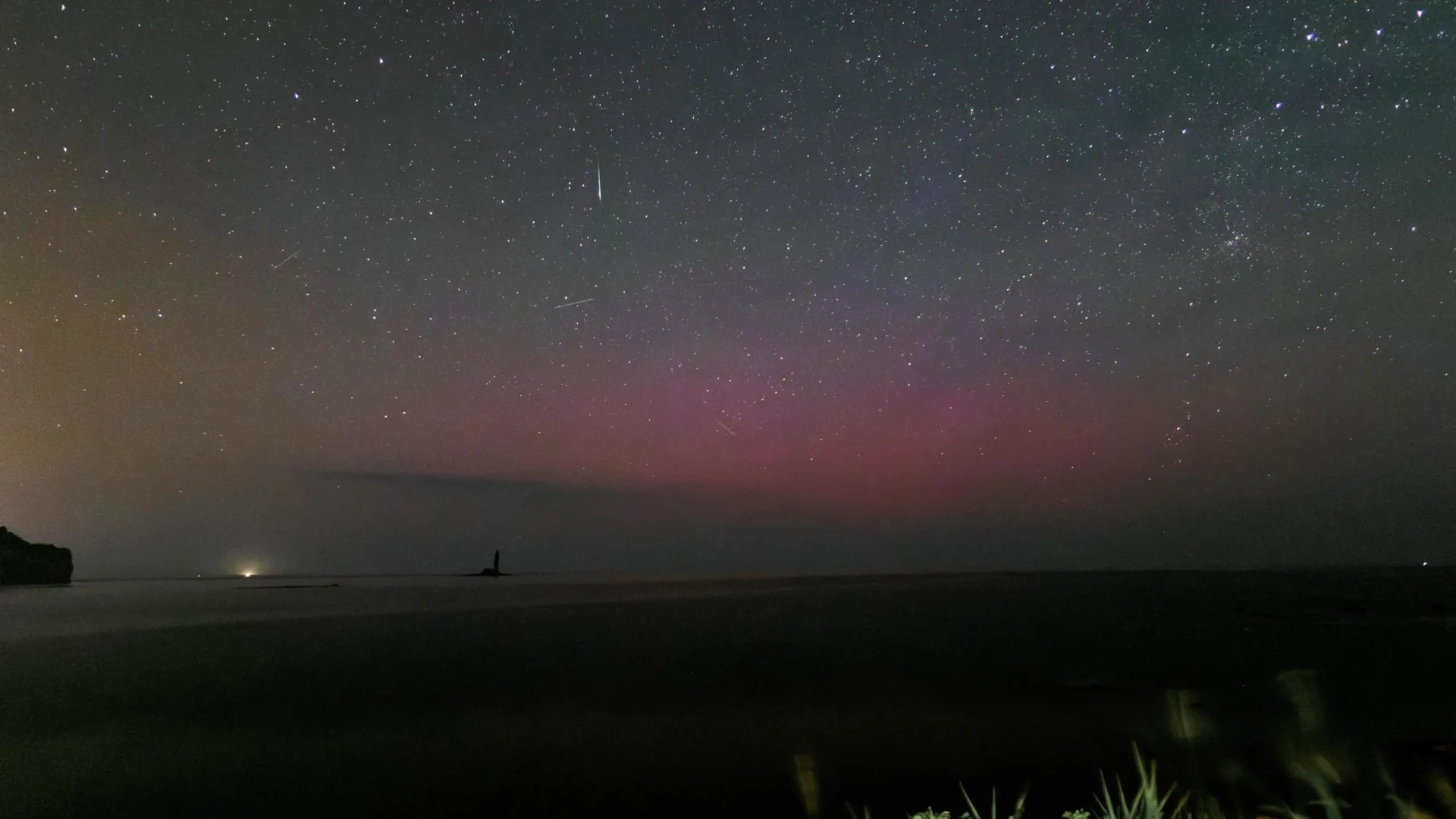Giant Red Auroras Over Japan