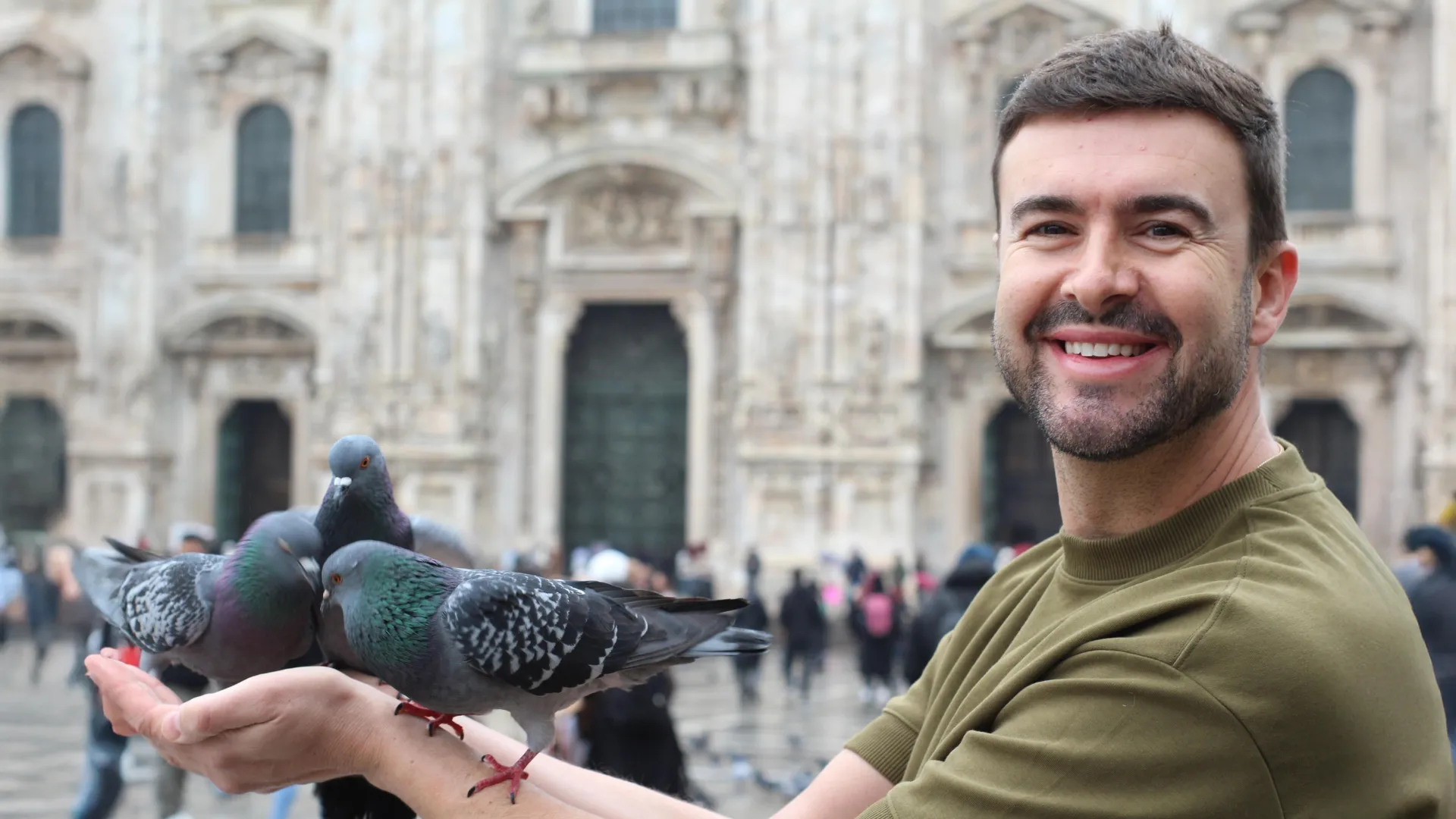Birds Are More Afraid of Women Than Men