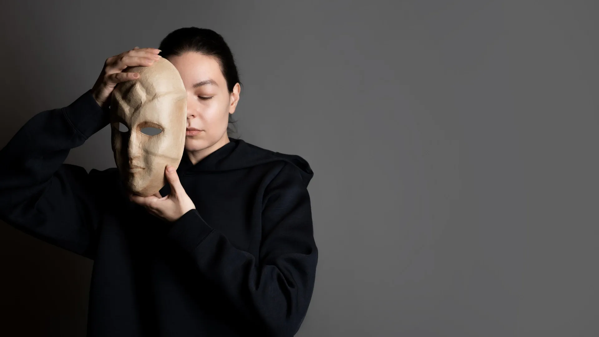 Nearly all women in STEM secretly feel like impostors | ScienceDaily